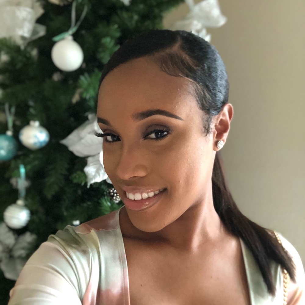 Meet your Posher, Nicole